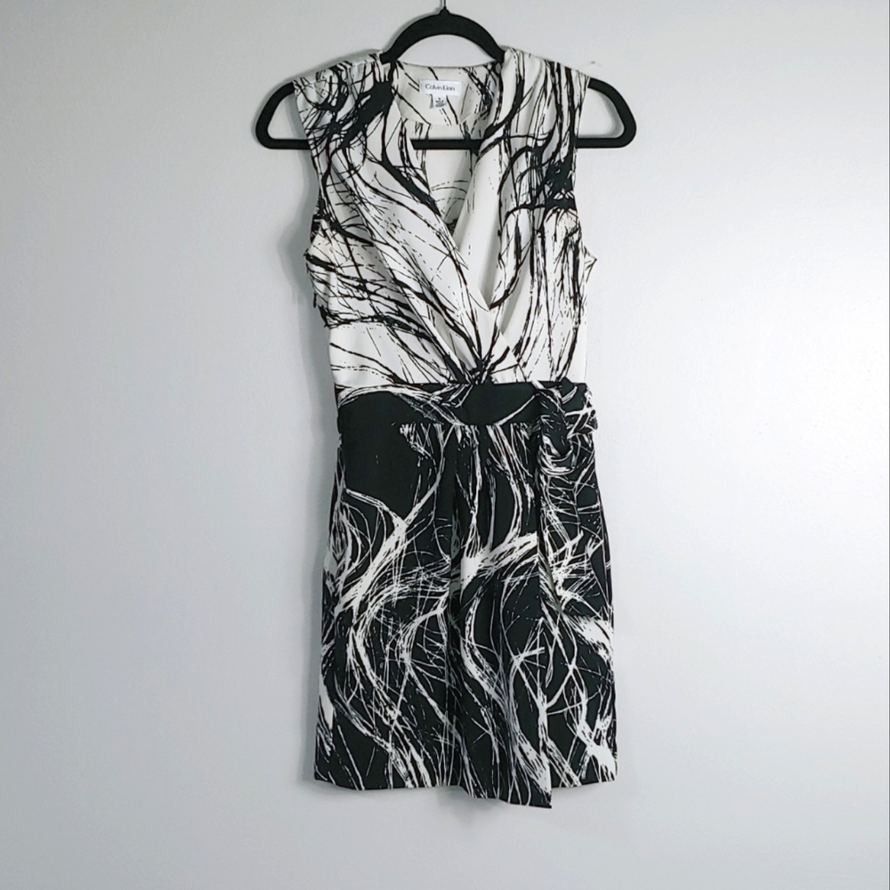 0 Calvin Klein White & Black Abstract Print Sheath Dress